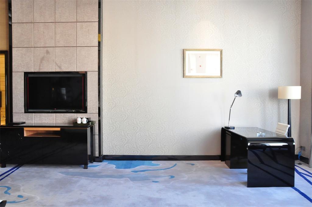 Baotou West Lake Hotel エクステリア 写真